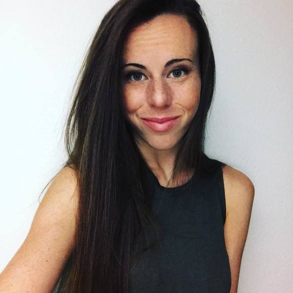 Meet your Posher, Kellyanne - Picture 1 of 1